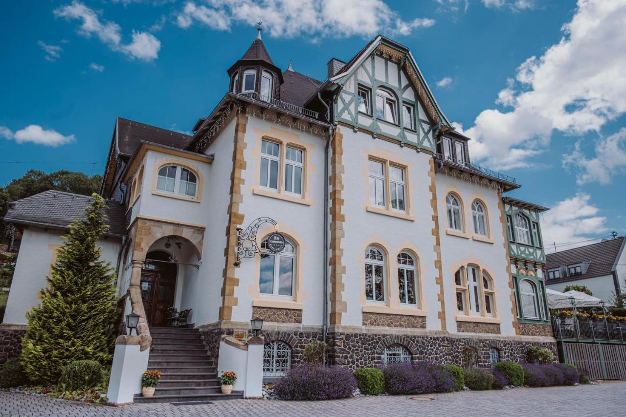 Alte Landratsvilla Hotel Bender เวสเตอร์บวร์ก ภายนอก รูปภาพ
